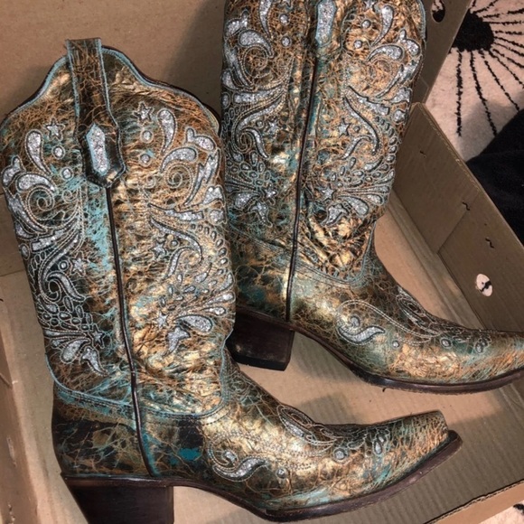 Corral Shoes - Corral Boots laser cut turquoise glitter inlay 10